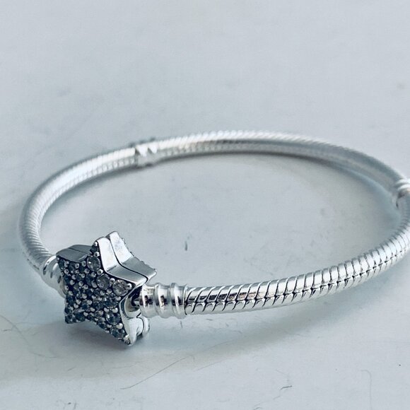 Pandora Moments Asymmetric STAR CLASP Snake Chain Bracelet - Picture 4 of 7